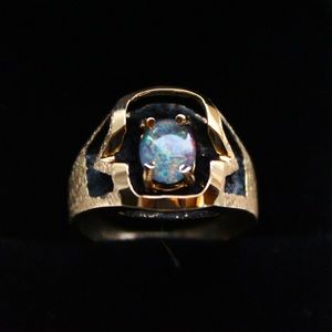 Men’s Australian Opal triplet Solid Gold Ring